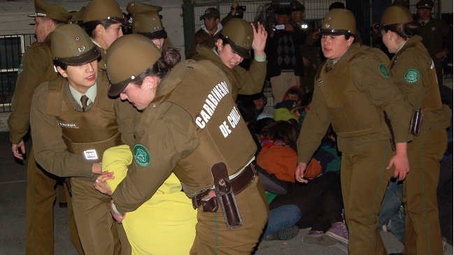 General de Carabineros cuestionó libertad de reincidentes tras operativo que dejó más de 180 detenidos