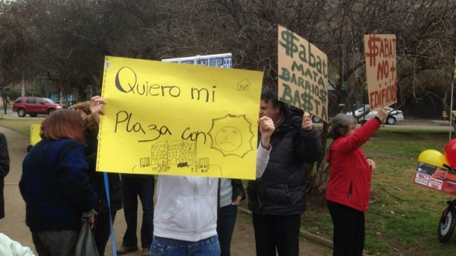 Vecinos de Ñuñoa protestaron contra construcción de edificios