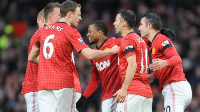 Manchester United y Wigan luchan por la Supercopa de Inglaterra