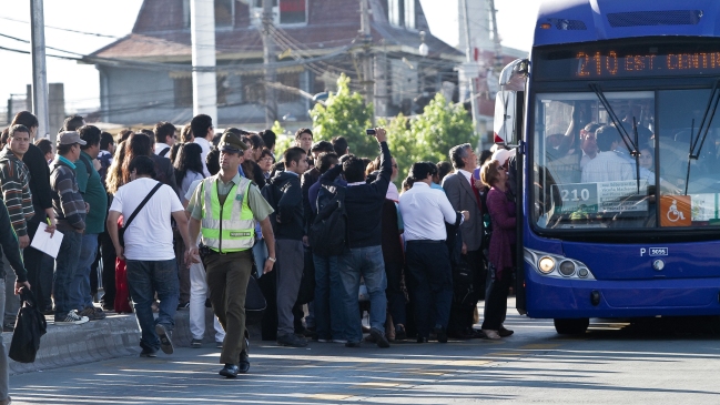 Transantiago reporta problemas de frecuencia en varios recorridos