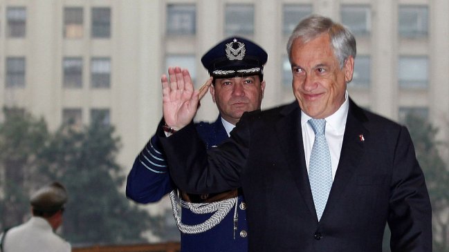 Analista y Adimark: Baja aprobación al Gobierno afectará a Matthei