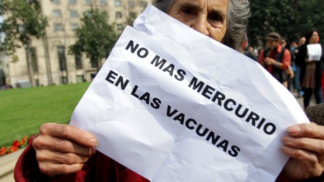 Prohibición de timerosal en vacunas quedó a un paso de ser ley