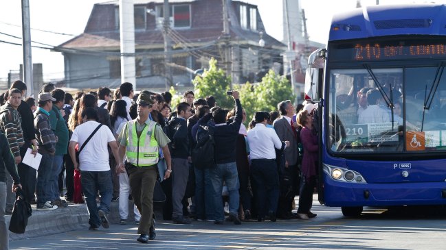 Vecinos de Quinta Normal protestaron ante expropiación por nuevo corredor del Transantiago