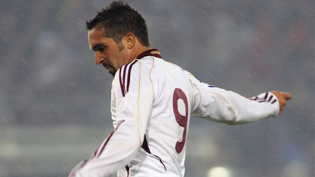 Ex atacante venezolano de O'Higgins fue detenido en México por incumplimiento de pensión familiar