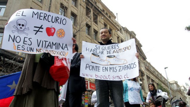 El debate por la prohibición de timerosal en vacunas