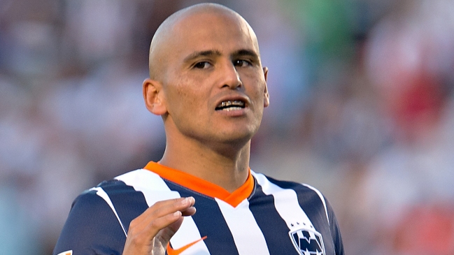 Humberto Suazo hizo un fuerte mea culpa por el mal arranque de Monterrey en México