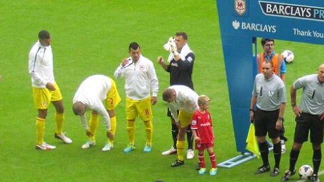 Gary Medel tuvo un opaco debut con Cardiff en la Liga Premier inglesa