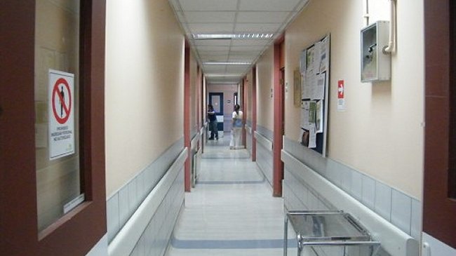 Familia denuncia que se negó ambulancia a niño desangrado