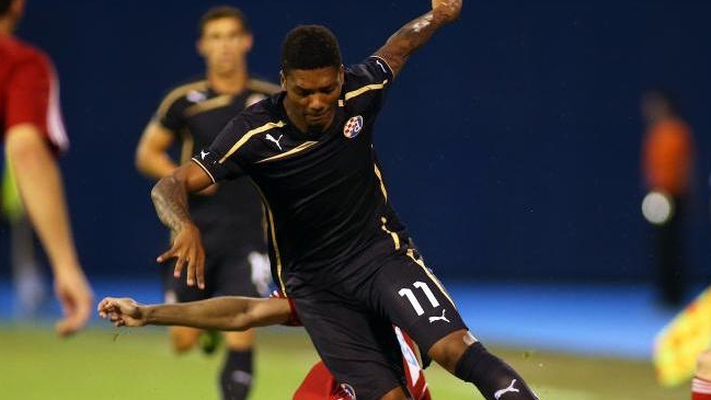 Junior Fernandes y Marcelo Díaz buscan la fase de grupos de la Champions con sus equipos