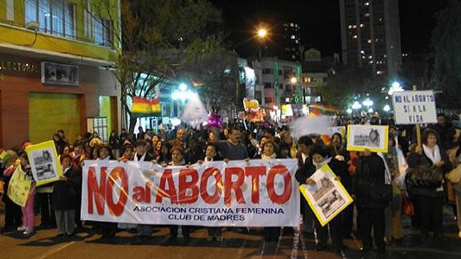 Bolivianos se manifestaron en siete ciudades contra la despenalización del aborto