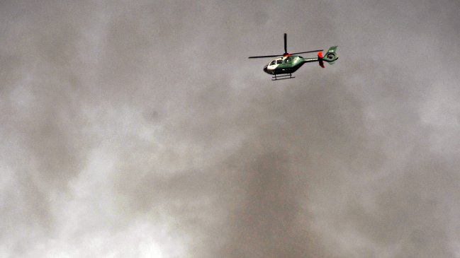 Incendio moviliza a Bomberos en pleno centro de Santiago