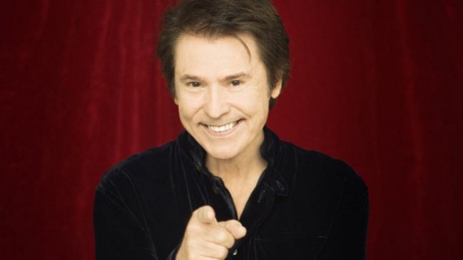 Raphael realizará 10 conciertos en Chile