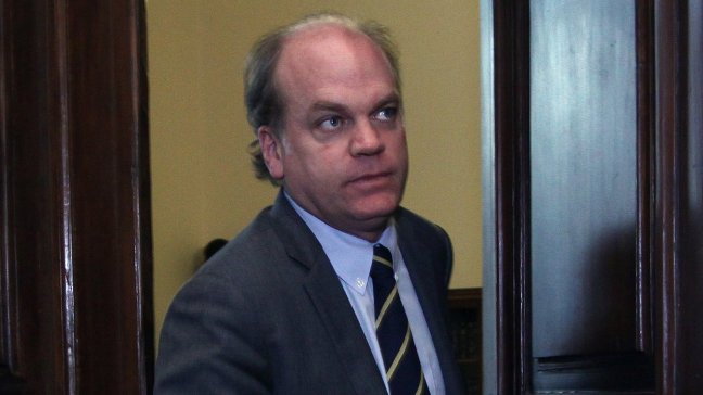 Binominal: Walker planteó no insistir en senadores nacionales