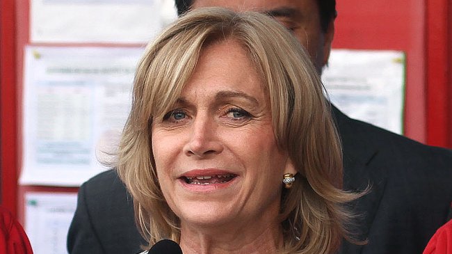 Matthei se reúne con la plana mayor de la CPC