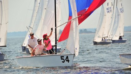 Alberto González finalizó séptimo en el Norteamericano de Veleros Lightning