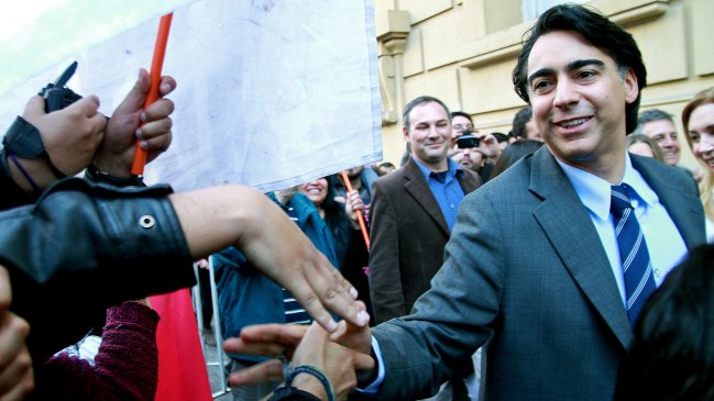 MEO: Campaña se financia con crédito bancario y donaciones de ciudadanos