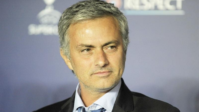 José Mourinho: Acabar con 10 jugadores los partidos es mi historia con la UEFA