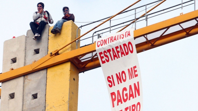 Trabajadores en grúa de Concepción cumplieron 24 horas en huelga de hambre