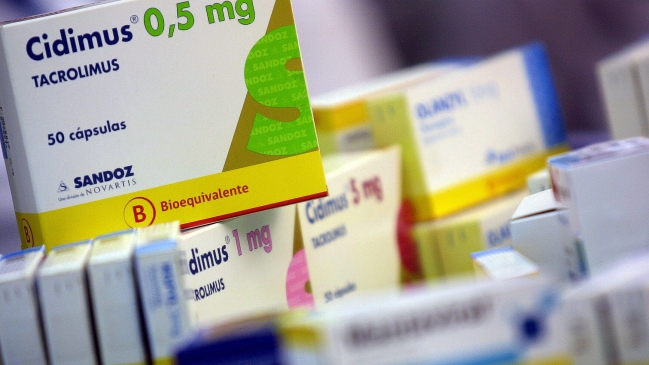 FNE propuso medidas para incentivar compra de remedios genéricos