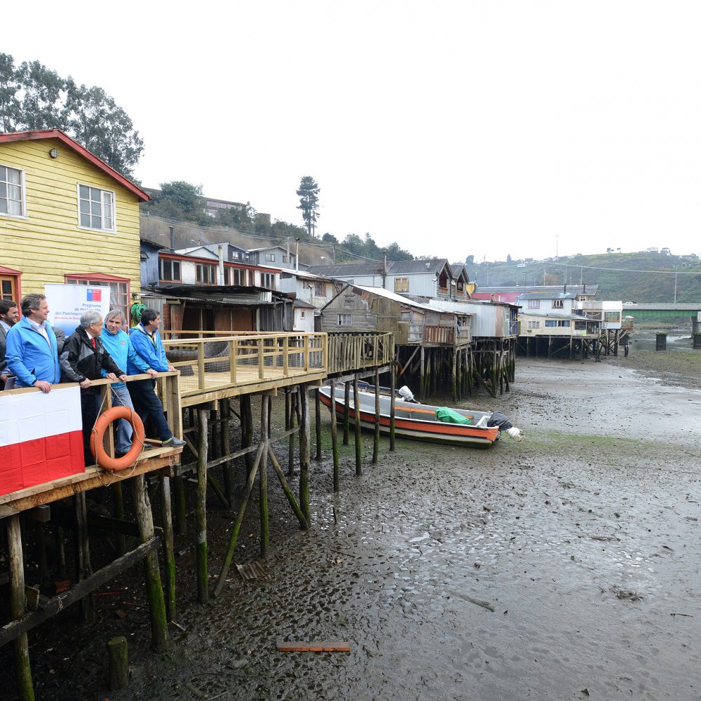 Alcalde de Castro valoró proyecto de ley que regula palafitos en borde costero