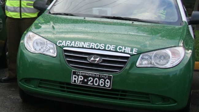 Delincuente huyó en radiopatrulla tras ser detenido por Carabineros