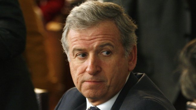 Larraín llamó a tranquilidad ante cargos contra SQM: 