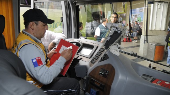 Chofer de bus fue detenido por estar bajo los efectos del alcohol