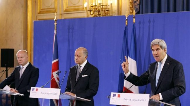 EE.UU., Francia y Reino Unido mantienen opción militar contra Siria