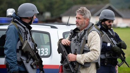   Cazador ilegal mató a dos policías y un chofer en Austria 