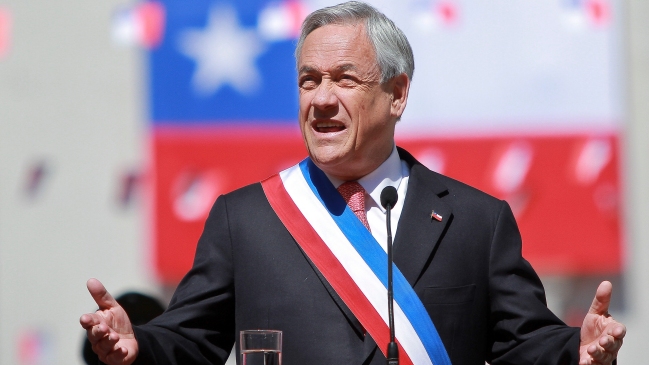 Piñera a funcionarios del Registro Civil: El lunes volvemos todos al trabajo
