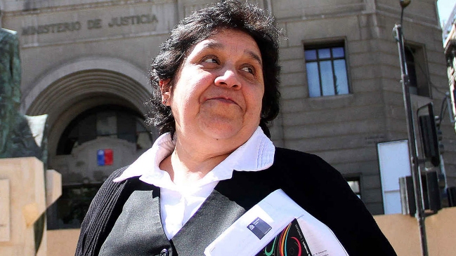 Trabajadores del Registro Civil acusan a ministra Pérez de 