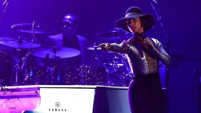 Hombre recibió siete puñaladas en acceso al Parque O'Higgins