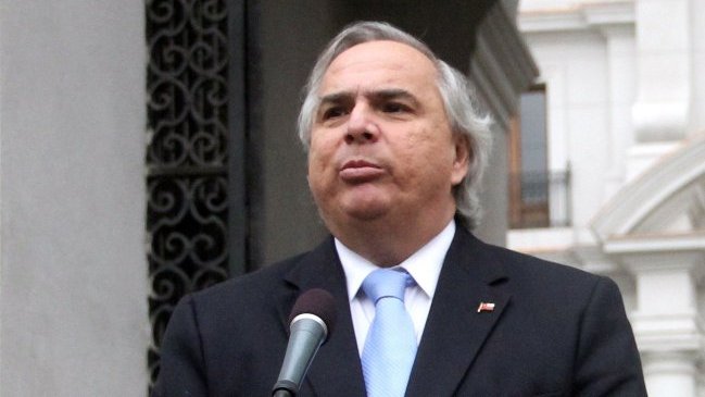 Andrés Chadwick pidió no enfocar cierre de penal Cordillera en análisis político