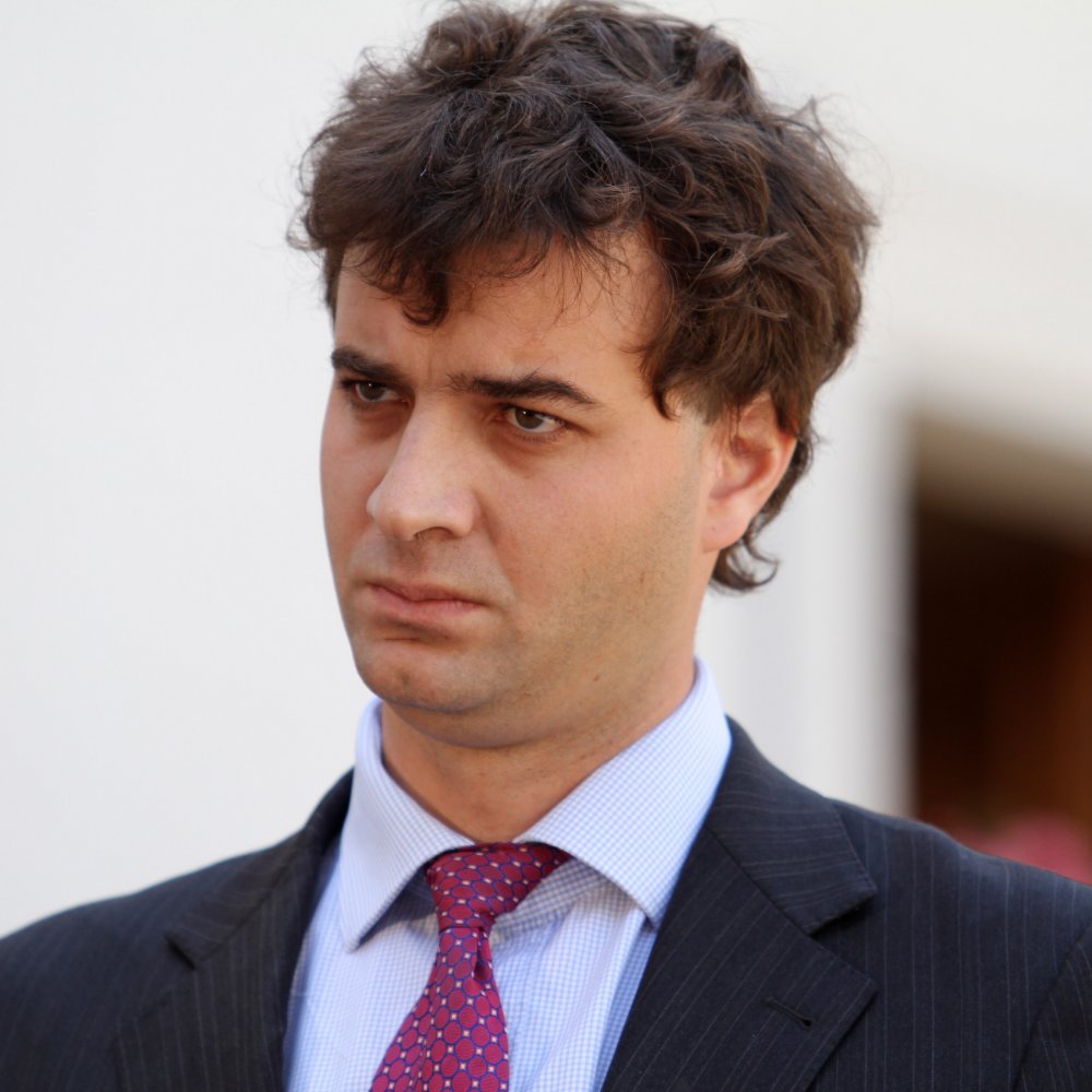 Sernac solicitó contratos de atención a 18 clínicas de Santiago