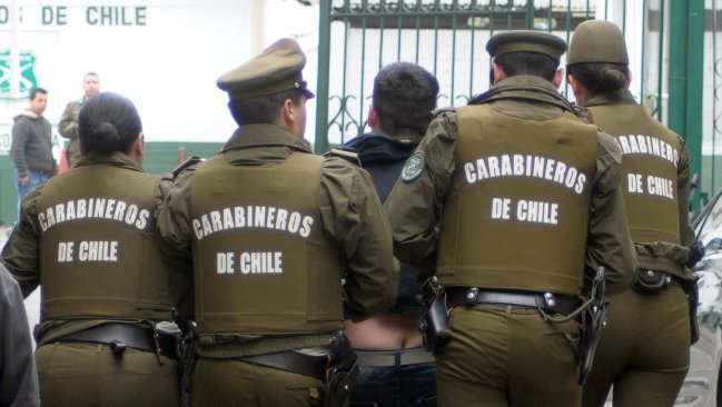 Delincuente arrancó pedazo de oreja a carabinero a mordiscos