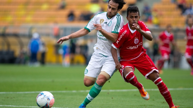 Palmeiras y Valdivia quedaron más cerca de lograr el ascenso en Brasil