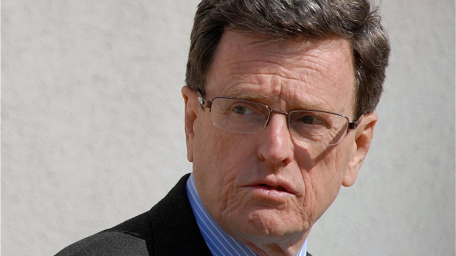 Familia de víctima presentará este miércoles querella contra hijo de Carlos Larraín