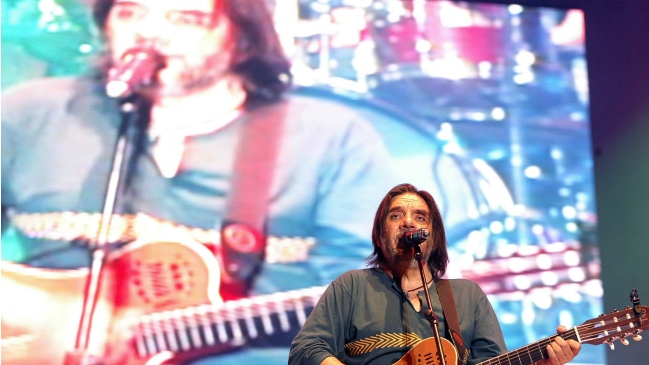 Los Tres, Chico Trujillo y Sol y Lluvia protagonizan shows por los DD.HH.