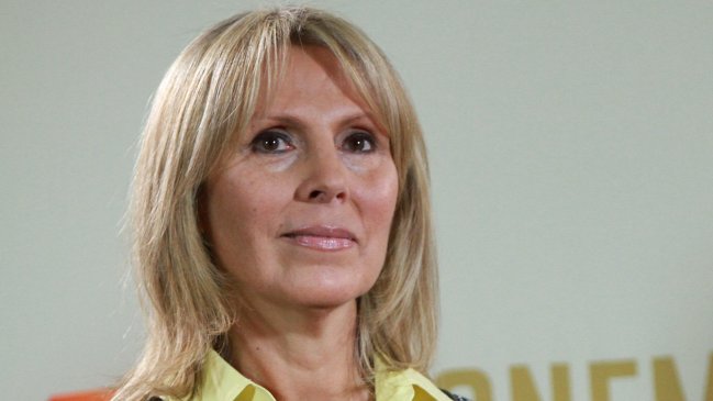 Vocera de Evelyn Matthei se bajó de gira internacional del Presidente Piñera