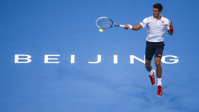Novak Djokovic sacó del camino a Fernando Verdasco en el Abierto de China