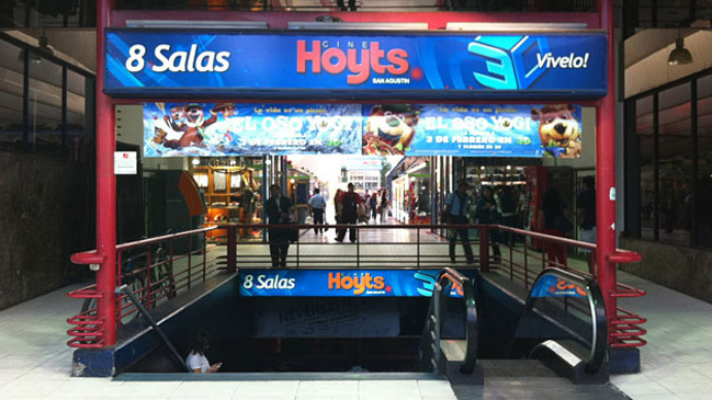 Cierran complejo de Cine Hoyts por problemas de seguridad