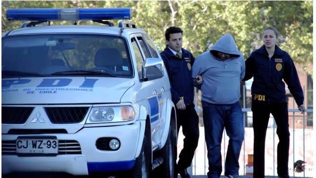 Hombre fue detenido por abusar sexualmente de la hija de su pareja