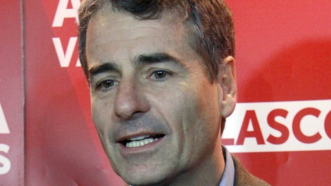 Andrés Velasco: No me parece bien que Bachelet apoye a Girardi