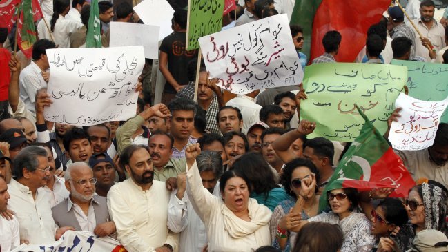 Niña paquistaní violada por cinco hombres fue dada de alta