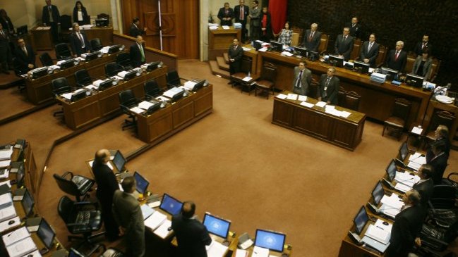 Senadores dispondrán de 1,5 millones mensuales adicionales en 2014