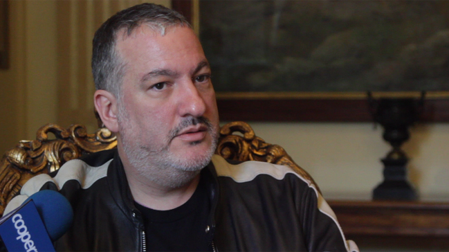 Spencer Tunick: Siempre quise volver a Chile