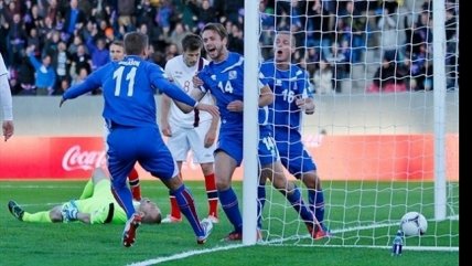 Islandia clasificó de manera histórica al repechaje europeo