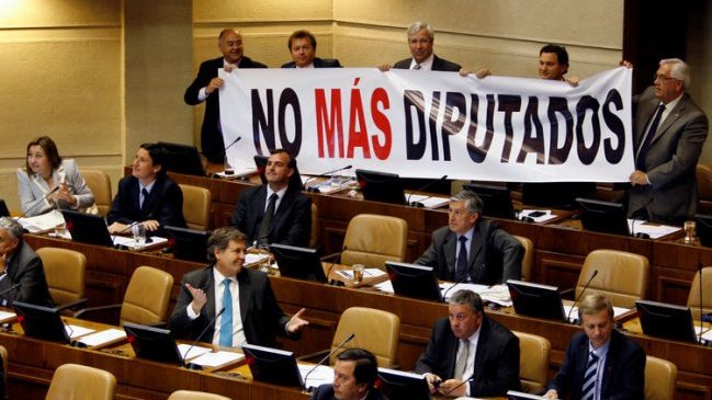 Comisión rechazó indicaciones de la UDI a proyecto que reforma binominal