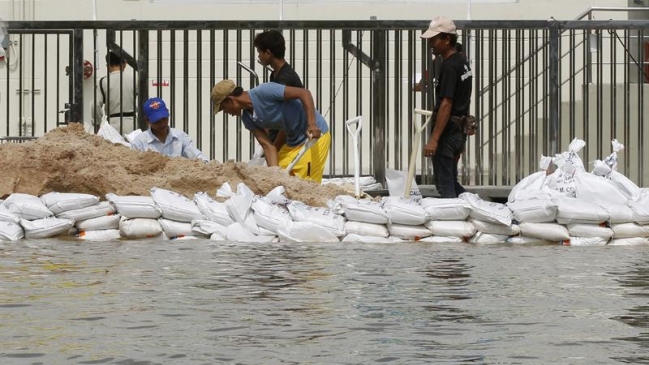 Al menos 68 muertos en inundaciones en centro y norte de Tailandia