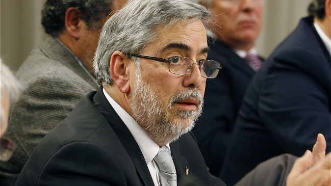 CRUCh se reúne con autoridades de liceos emblemáticos por ránking de notas